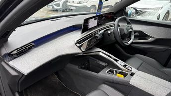 Peugeot 3008 73kWh GT SUV 5dr Electric Auto (210 ps)