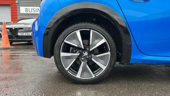 Peugeot 208 50kWh GT Premium Hatchback 5dr Electric Auto (136 ps)