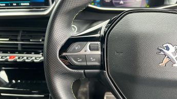 Peugeot 208 50kWh GT Premium Hatchback 5dr Electric Auto (136 ps)
