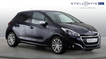 Peugeot 208 1.2 PureTech Signature Hatchback 5dr Petrol Manual Euro 6 (s/s) 