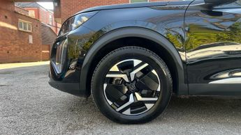 Peugeot 2008 1.2 HYBRID GT SUV 5dr Petrol Hybrid e-DSC6 Euro 6 (s/s) (136 ps)