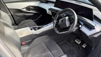 Peugeot 3008 73kWh GT SUV 5dr Electric Auto (210 ps)