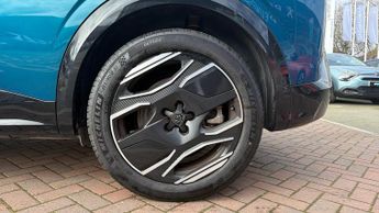 Peugeot 3008 73kWh GT SUV 5dr Electric Auto (210 ps)