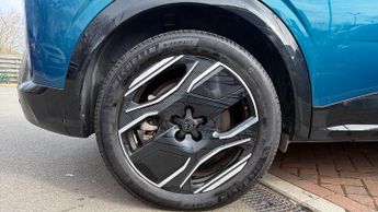 Peugeot 3008 73kWh GT SUV 5dr Electric Auto (210 ps)