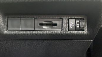 Peugeot 308 1.2 PureTech Allure Premium Hatchback 5dr Petrol EAT Euro 6 (s/s