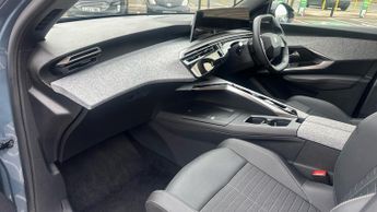 Peugeot 5008 1.2 HYBRID Allure SUV 5dr Petrol Hybrid e-DSC6 Euro 6 (s/s) (136