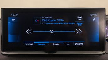 Peugeot 3008 SUV 1.2 PureTech Allure Premium SUV 5dr Petrol EAT Euro 6 (s/s) (130