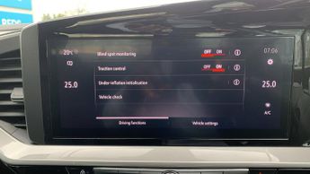 Vauxhall Mokka Electric 50kWh Ultimate SUV 5dr Electric Auto (136 ps)
