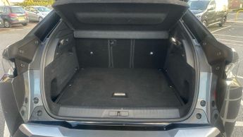 Peugeot 3008 73kWh GT SUV 5dr Electric Auto (210 ps)
