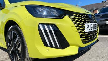Peugeot 208 1.2 HYBRID Allure Hatchback 5dr Petrol Hybrid e-DSC6 Euro 6 (s/s