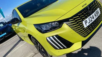 Peugeot 208 1.2 HYBRID Allure Hatchback 5dr Petrol Hybrid e-DSC6 Euro 6 (s/s