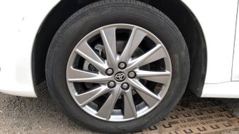 Toyota Yaris 1.5 VVT-h Icon Hatchback 5dr Petrol Hybrid E-CVT Euro 6 (s/s) (1