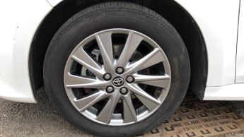 Toyota Yaris 1.5 VVT-h Icon Hatchback 5dr Petrol Hybrid E-CVT Euro 6 (s/s) (1