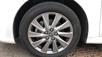 Toyota Yaris 1.5 VVT-h Icon Hatchback 5dr Petrol Hybrid E-CVT Euro 6 (s/s) (1