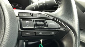 Toyota Yaris 1.5 VVT-h Icon Hatchback 5dr Petrol Hybrid E-CVT Euro 6 (s/s) (1