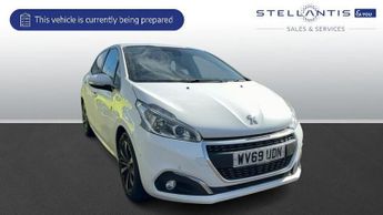 Peugeot 208 1.2 PureTech Tech Edition Hatchback 5dr Petrol Manual Euro 6 (s/