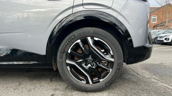 Peugeot 3008 73kWh GT SUV 5dr Electric Auto (210 ps)