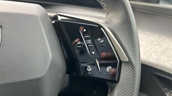 Peugeot 3008 73kWh GT SUV 5dr Electric Auto (210 ps)