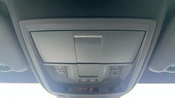 Peugeot 3008 73kWh GT SUV 5dr Electric Auto (210 ps)