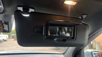 Mercedes-benz Glc 2.0 GLC220d AMG Line (Premium) SUV 5dr Diesel G-Tronic+ 4MATIC E