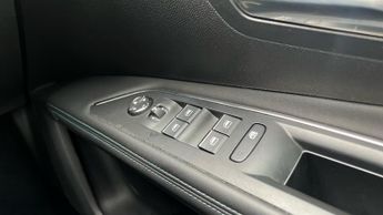 Peugeot 3008 SUV 1.2 PureTech Allure Premium + SUV 5dr Petrol EAT Euro 6 (s/s) (1