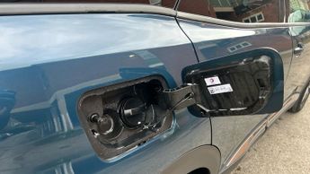 Peugeot 3008 SUV 1.2 PureTech Allure Premium + SUV 5dr Petrol EAT Euro 6 (s/s) (1