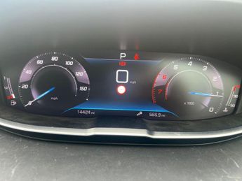 Peugeot 3008 SUV 1.2 PureTech Allure Premium + SUV 5dr Petrol EAT Euro 6 (s/s) (1