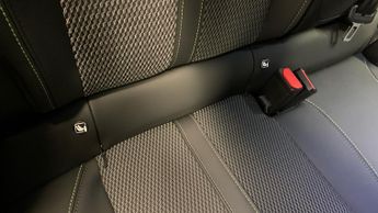 Peugeot 208 1.2 HYBRID GT Hatchback 5dr Petrol Hybrid e-DSC6 Euro 6 (s/s) (1