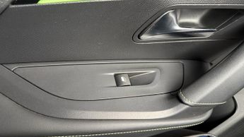 Peugeot 2008 1.2 PureTech GT Premium SUV 5dr Petrol EAT Euro 6 (s/s) (130 ps)