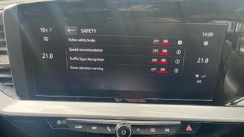 Vauxhall Mokka Electric 50kWh Ultimate SUV 5dr Electric Auto (136 ps)