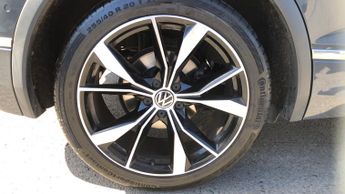 Volkswagen Tiguan 1.5 TSI R-Line SUV 5dr Petrol DSG Euro 6 (s/s) (150 ps)