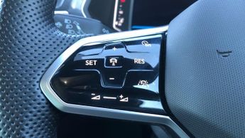 Volkswagen Tiguan 1.5 TSI R-Line SUV 5dr Petrol DSG Euro 6 (s/s) (150 ps)