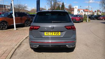 Volkswagen Tiguan 1.5 TSI R-Line SUV 5dr Petrol DSG Euro 6 (s/s) (150 ps)