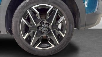 Peugeot 3008 SUV 1.2 HYBRID Allure SUV 5dr Petrol Hybrid e-DSC6 Euro 6 (s/s) (136