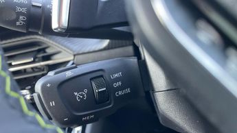 Peugeot 2008 1.2 PureTech GT Premium SUV 5dr Petrol EAT Euro 6 (s/s) (155 ps)