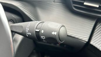 Peugeot 208 1.2 PureTech Allure Premium + Hatchback 5dr Petrol EAT Euro 6 (s