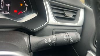 Renault Captur 1.6 E-TECH techno SUV 5dr Petrol Hybrid Auto Euro 6 (s/s) (145 p