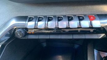 Peugeot 3008 SUV 1.5 BlueHDi GT Premium SUV 5dr Diesel EAT Euro 6 (s/s) (130 ps)