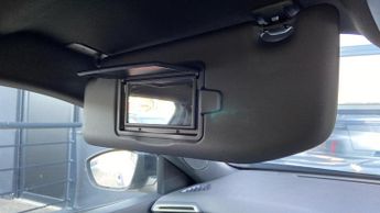 Peugeot 2008 50kWh Allure SUV 5dr Electric Auto (7kW Charger) (136 ps)