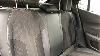 Peugeot 2008 1.2 PureTech GT Premium SUV 5dr Petrol EAT Euro 6 (s/s) (130 ps)