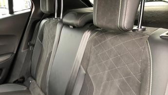 Peugeot 2008 1.2 PureTech GT Premium SUV 5dr Petrol EAT Euro 6 (s/s) (130 ps)