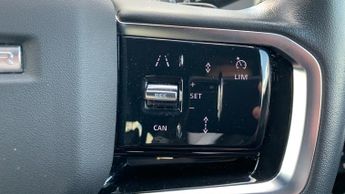 Land Rover Range Rover Velar 2.0 P250 R-Dynamic SE SUV 5dr Petrol Auto 4WD Euro 6 (s/s) (249 