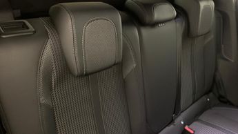 Peugeot 2008 50kWh GT SUV 5dr Electric Auto (7kW Charger) (136 ps)