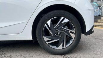 Hyundai I20 1.0 T-GDi MHEV SE Connect Hatchback 5dr Petrol Hybrid DCT Euro 6