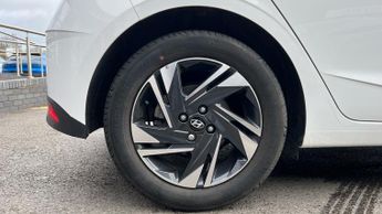 Hyundai I20 1.0 T-GDi MHEV SE Connect Hatchback 5dr Petrol Hybrid DCT Euro 6