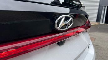 Hyundai I20 1.0 T-GDi MHEV SE Connect Hatchback 5dr Petrol Hybrid DCT Euro 6
