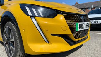 Peugeot 208 50kWh GT Premium Hatchback 5dr Electric Auto (136 ps)