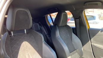 Peugeot 208 50kWh GT Premium Hatchback 5dr Electric Auto (136 ps)