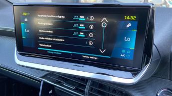 Peugeot 208 50kWh GT Premium Hatchback 5dr Electric Auto (136 ps)