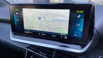 Peugeot 208 50kWh GT Premium Hatchback 5dr Electric Auto (136 ps)